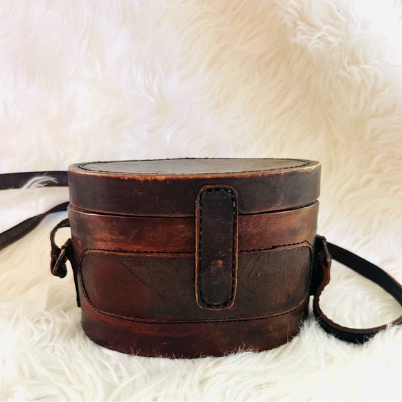 Vintage Handbags - Vintage Leather Covered Miniature Bow Box Purse Boho Bag